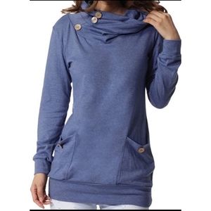 3/$25 Levaca Size M Turtleneck Sweatshirt